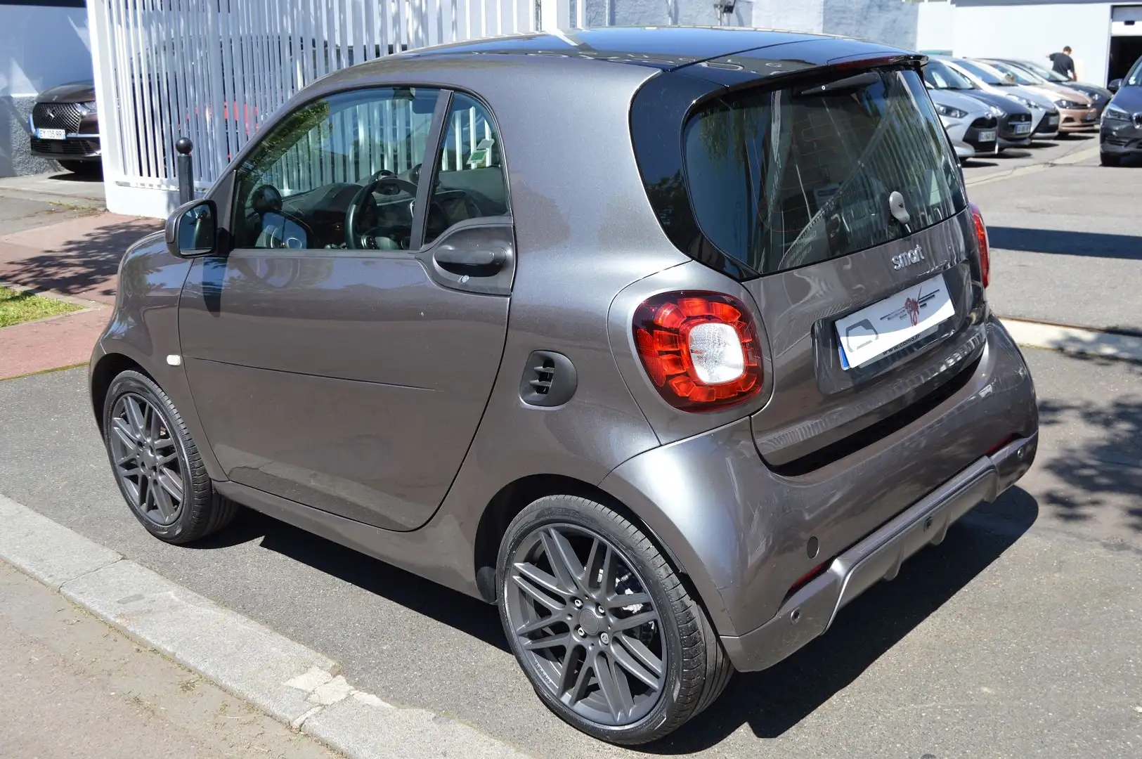 smart forTwo 90CH BRABUS STYLE TWINAMIC E6C Gris - 2