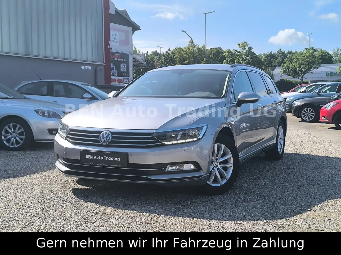 Volkswagen Passat BMT Comfl. Navi°PDC°STHZ°Sthz°Abstand°BT° Argento - 1