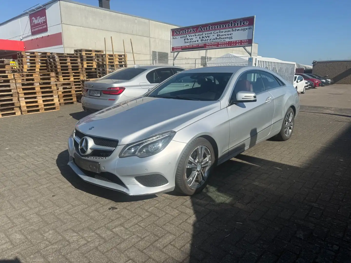 Mercedes-Benz E 220 E -Klasse Coupe E 220 BlueTec / d,Navi,Eu6 Silber - 1