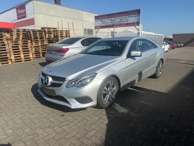 Mercedes-Benz E 220 E -Klasse Coupe E 220 BlueTec / d,Navi,Eu6