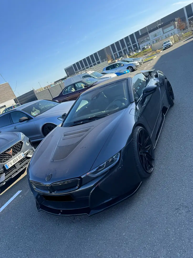 BMW i8 roadster - 1