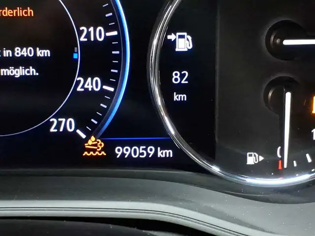 Opel Insignia view 11