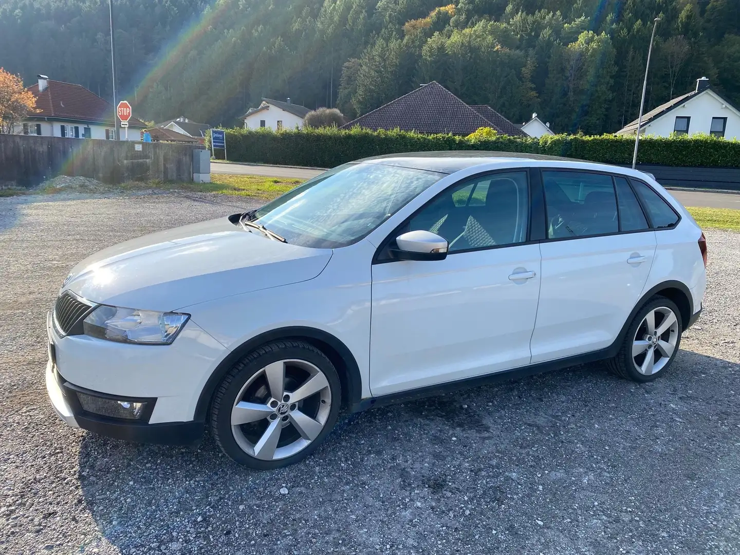 Skoda Rapid/Spaceback Rapid 1,4 TDI Sport Sport Weiß - 1