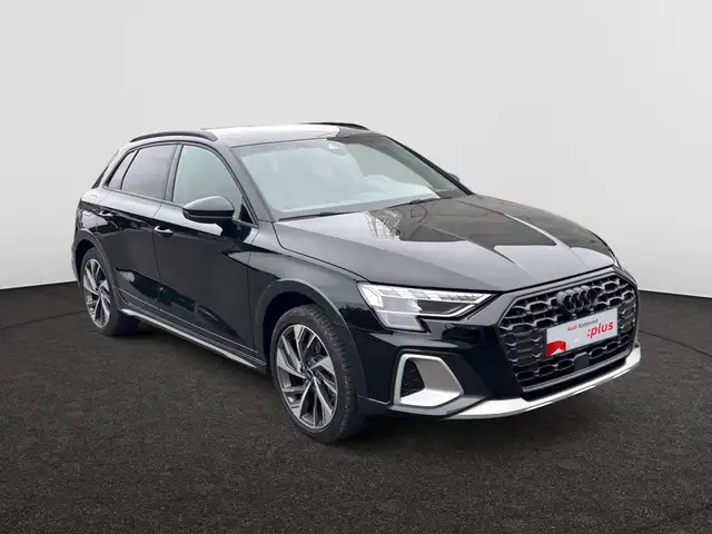 Audi A3 view 4