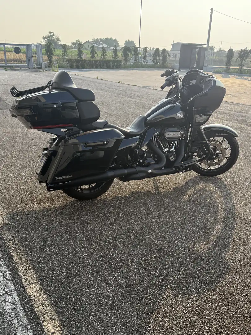 Harley-Davidson Road Glide special black 114 - 1