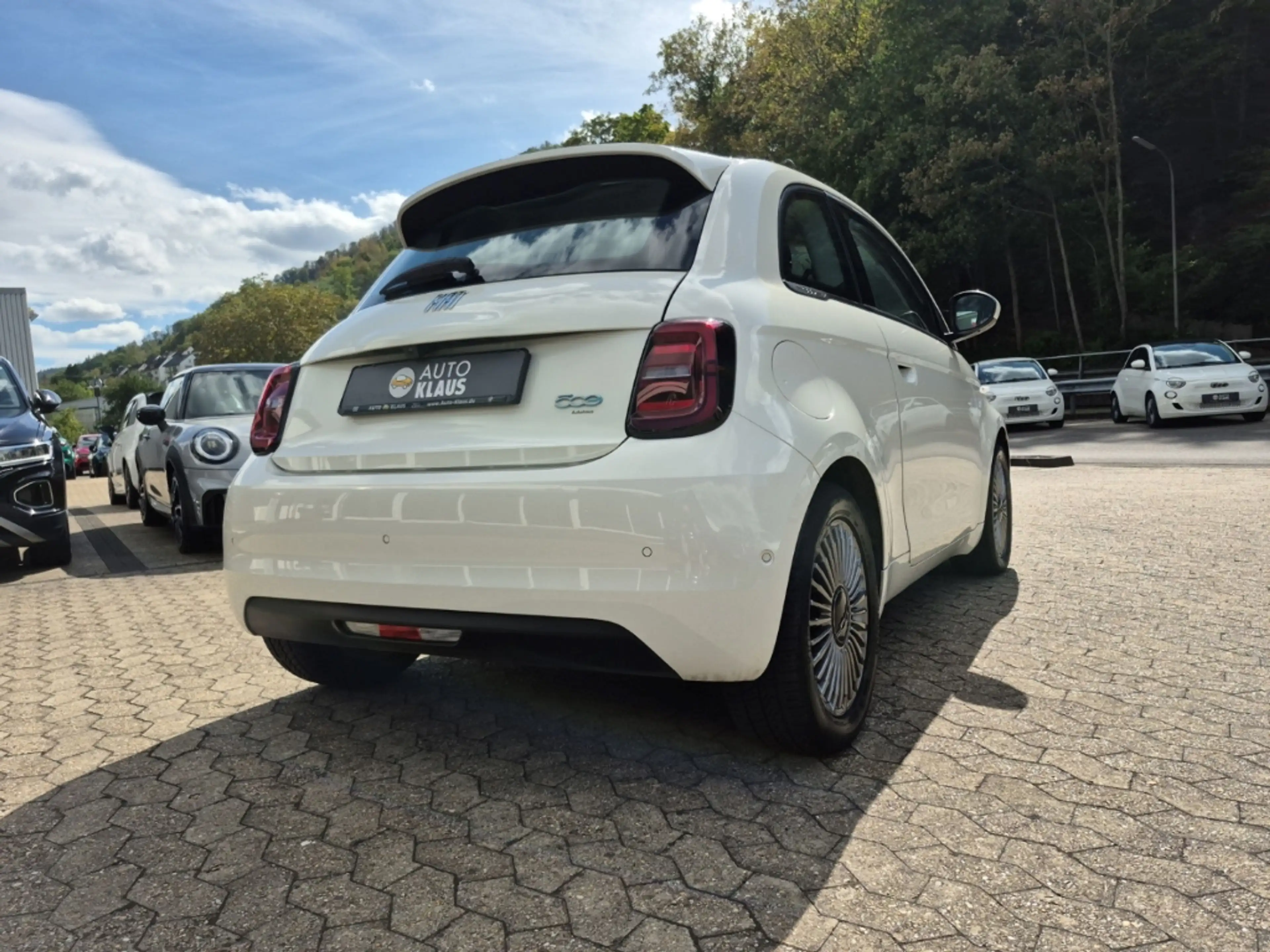 Fiat 500e LM Kamera Keyless Sitzheizung — photo 3