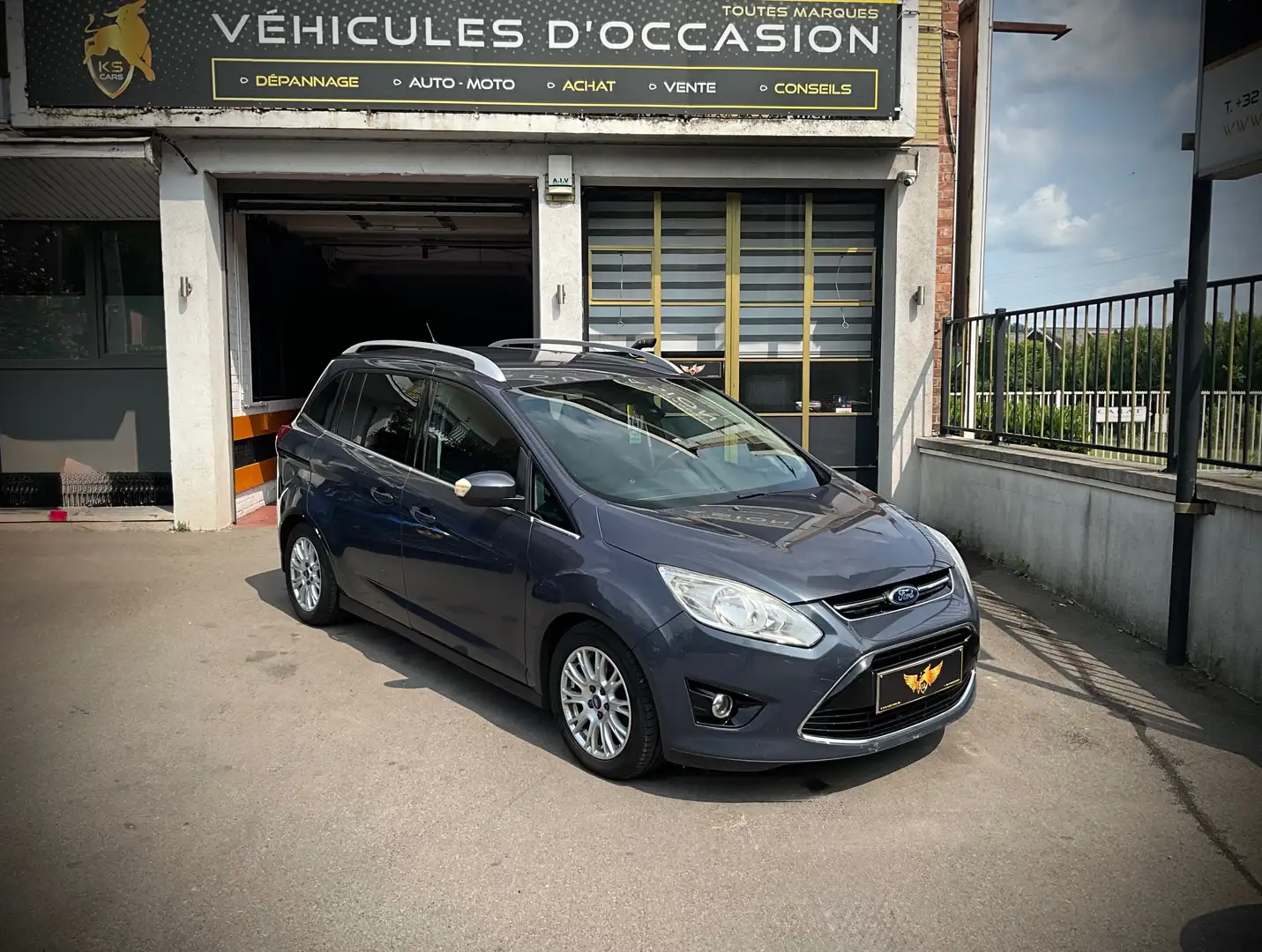 Ford Grand C-Max 2.0 TDCi Trend !!! OFFRE DU MOIS !!! Grigio - 1