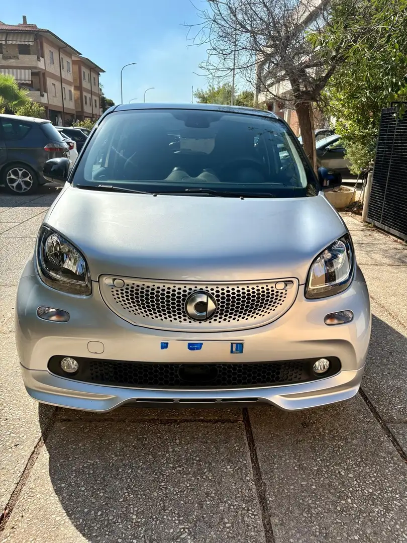 smart forFour Forfour II 2015 0.9 t Passion 90cv twinamic my18 Argento - 1