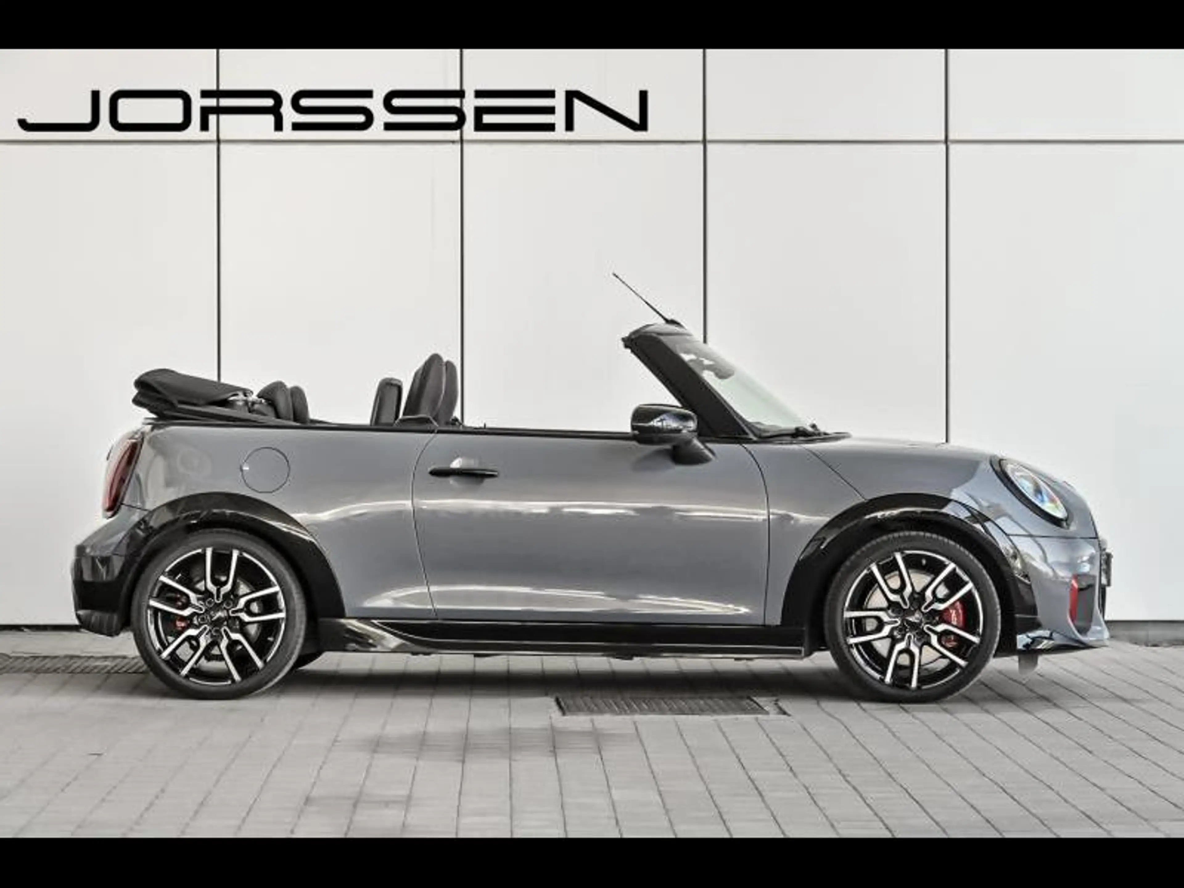 MINI John Cooper Works Cabrio JCW — photo 4