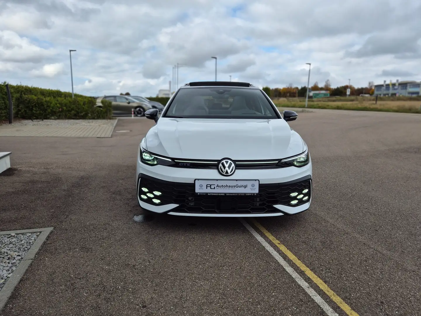 Volkswagen Golf GTE 1.5 TSI eHybrid 272 PS DSG AHK/Standkl/DCC/HuD/ASG Weiß - 2