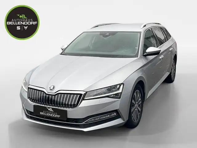 Skoda Superb Combi Style iV 1.4 TSI DSG AHK Navi ACC R