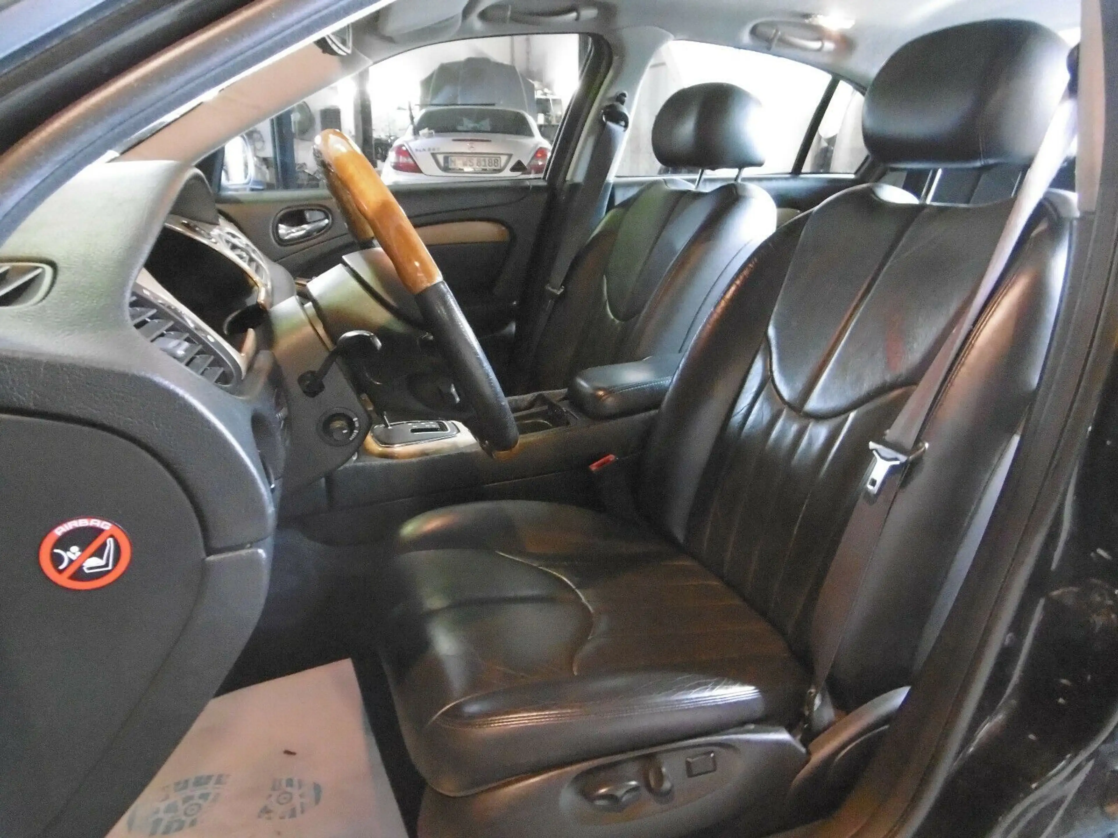 Jaguar S-Type 3.0 V6 Executive — photo 4