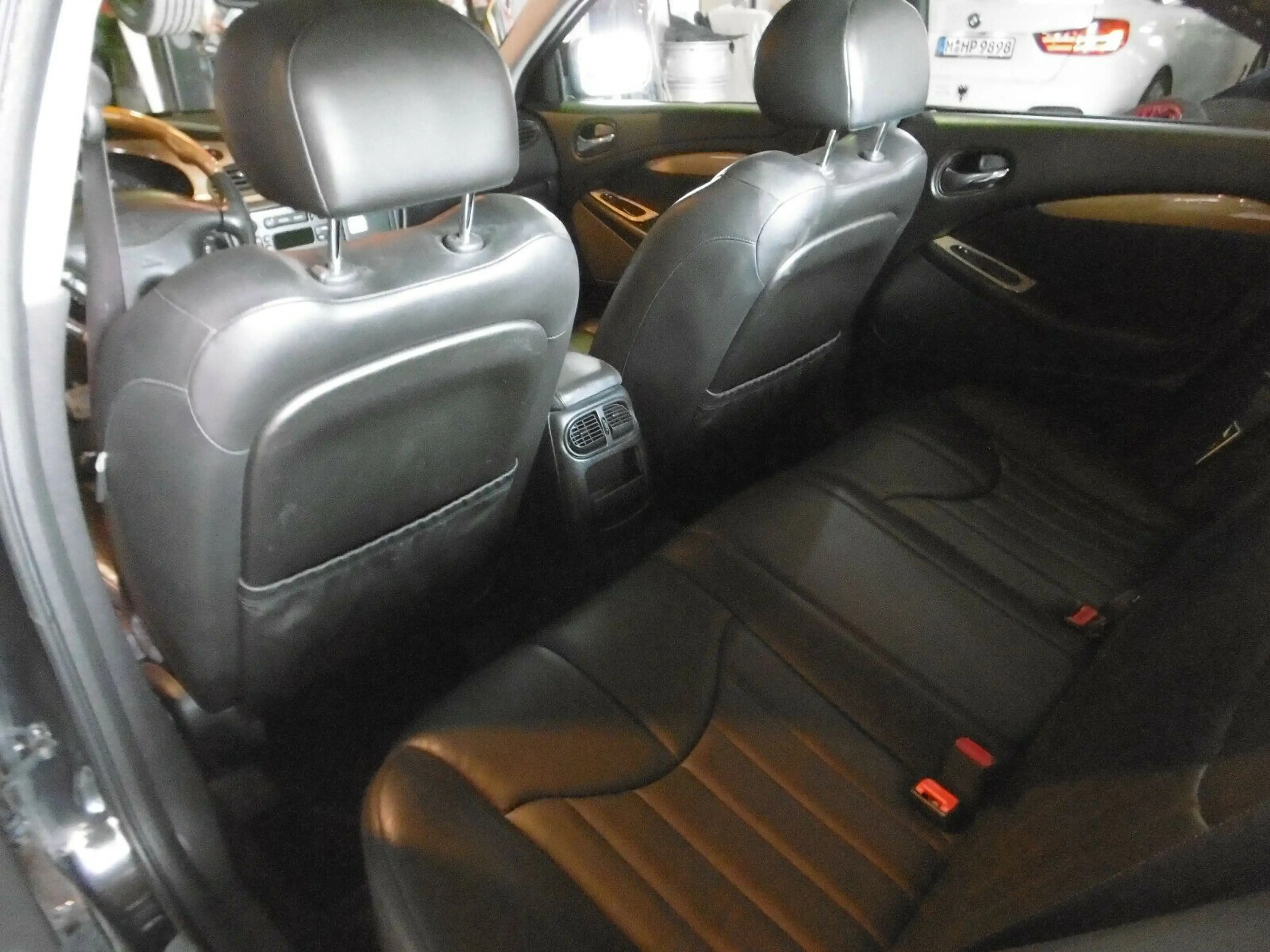 Jaguar S-Type 3.0 V6 Executive — photo 7