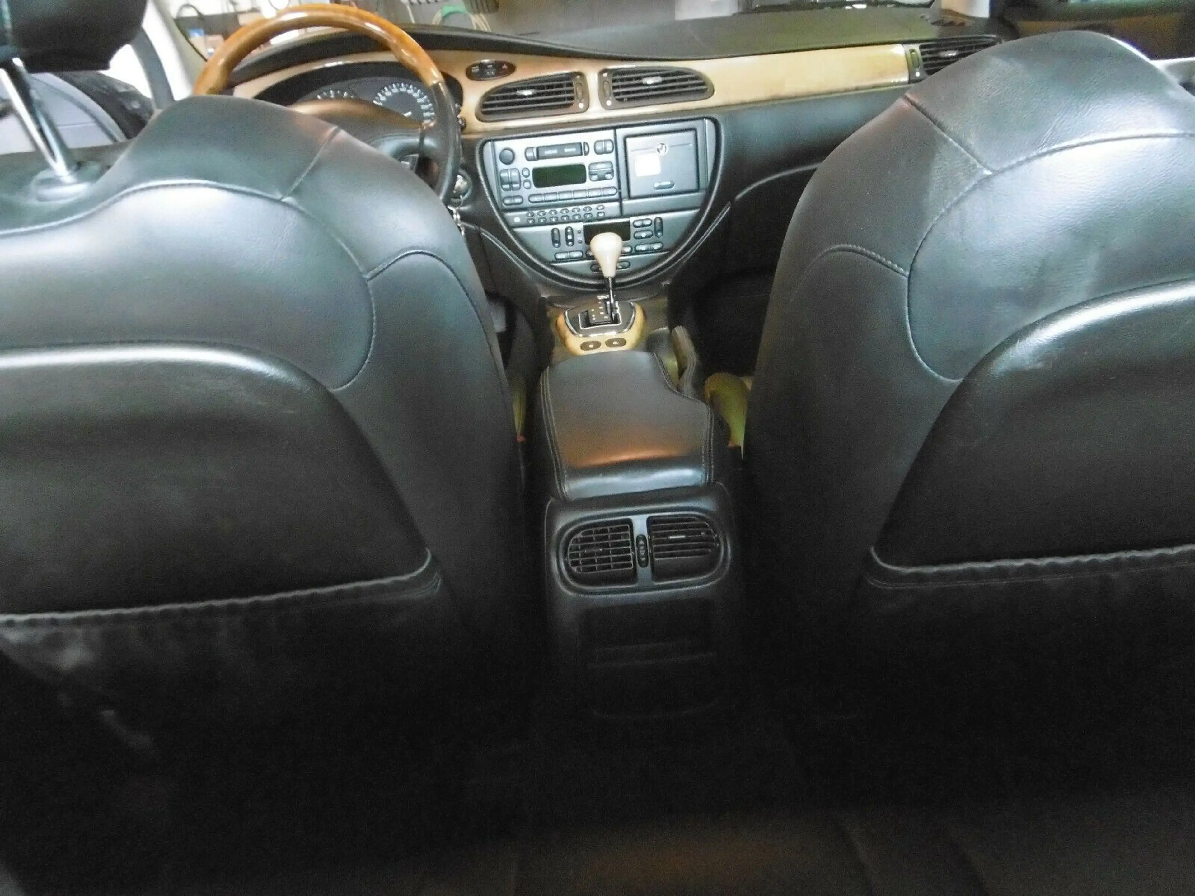 Jaguar S-Type 3.0 V6 Executive — photo 6