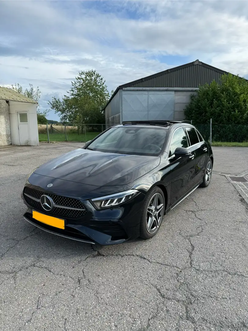 Mercedes-Benz A 180 d AMG Line - 2