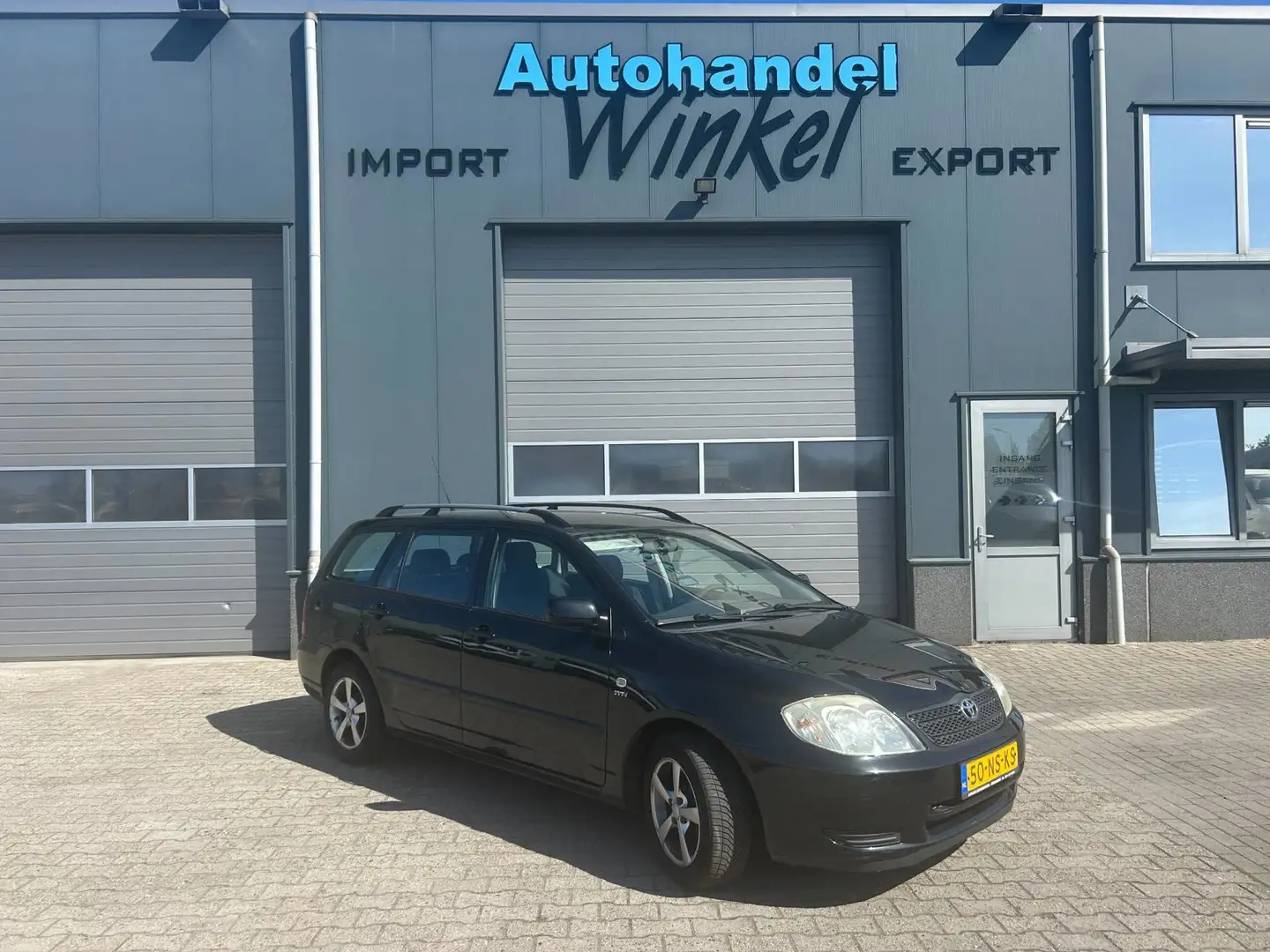 Toyota Corolla Wagon 1.4 VVT-i Linea Terra AIRCO Zwart - 1