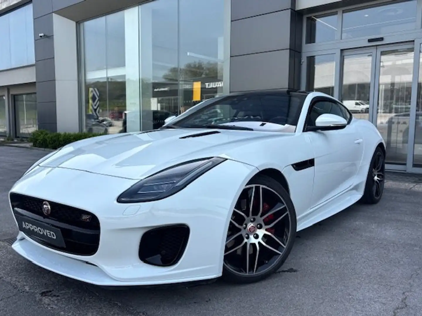 Jaguar F-Type 2.0 aut. Coupé R-Dynamic Blanc - 1
