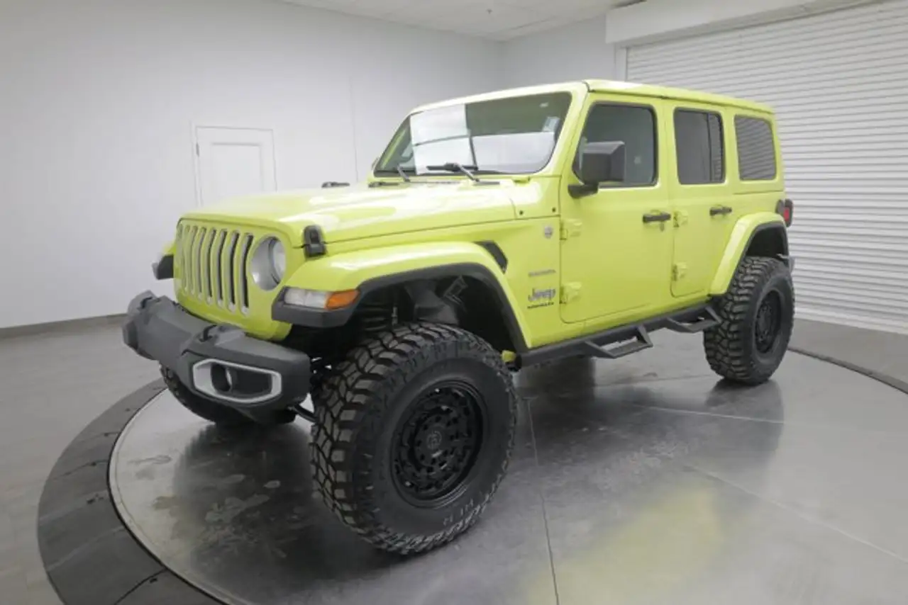 Jeep Wrangler photo Jeep Wrangler