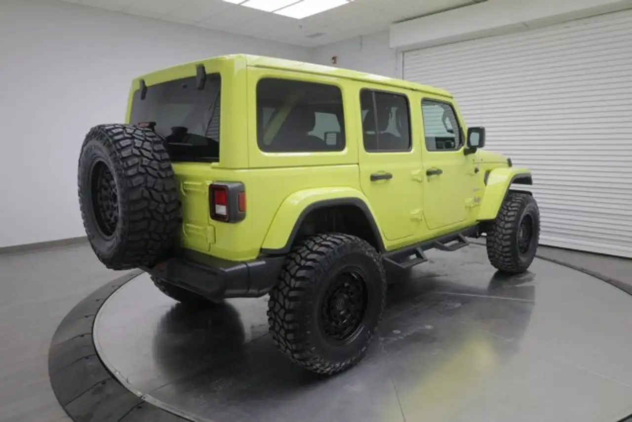 Jeep Wrangler photo Jeep Wrangler