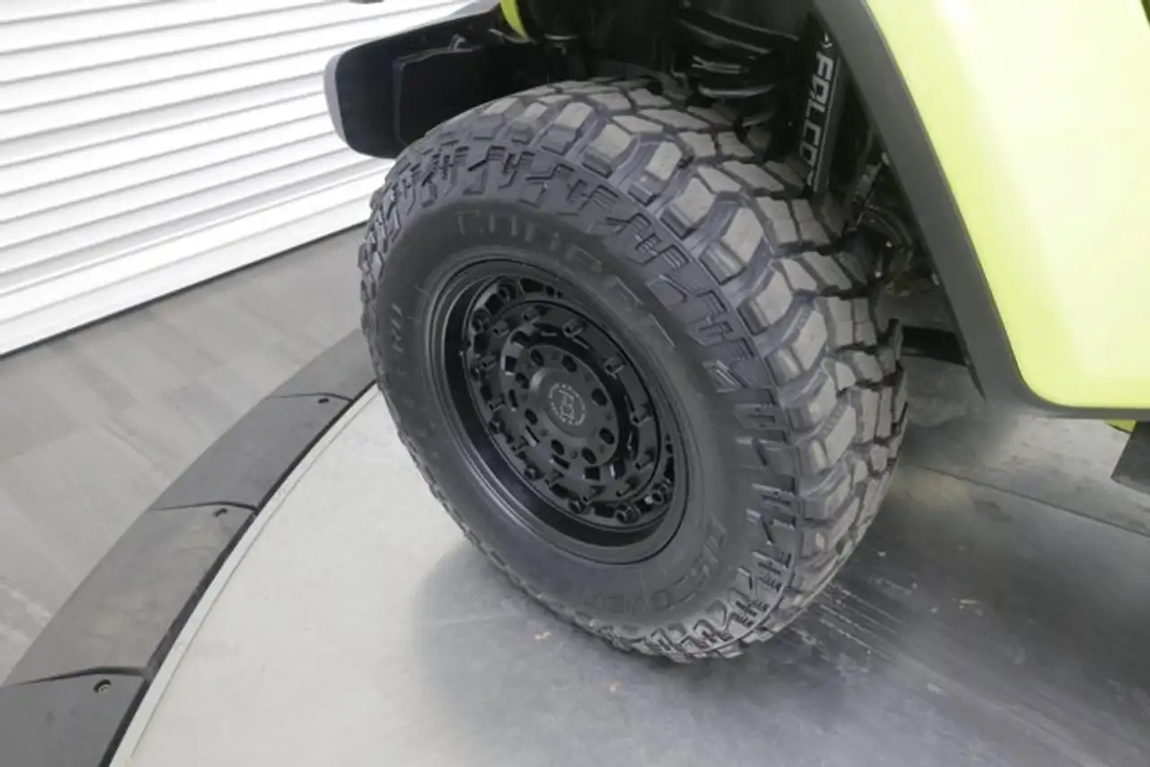 Jeep Wrangler photo Jeep Wrangler