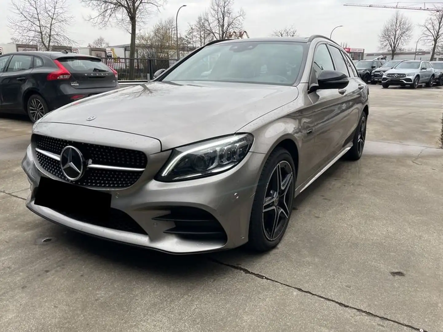 Mercedes-Benz C 300 C 300 e T 9G-TRONIC AMG Line Gris - 1