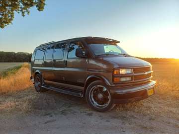 2500 Express Explorer Limited