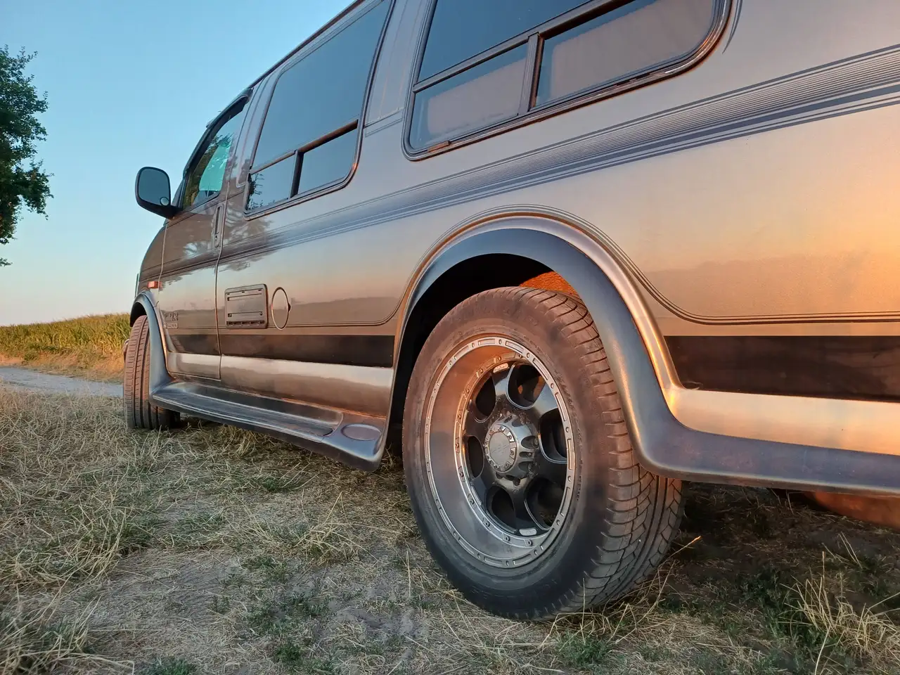 Chevrolet Chevy Van 2500 Express Explorer Limited, foto 9