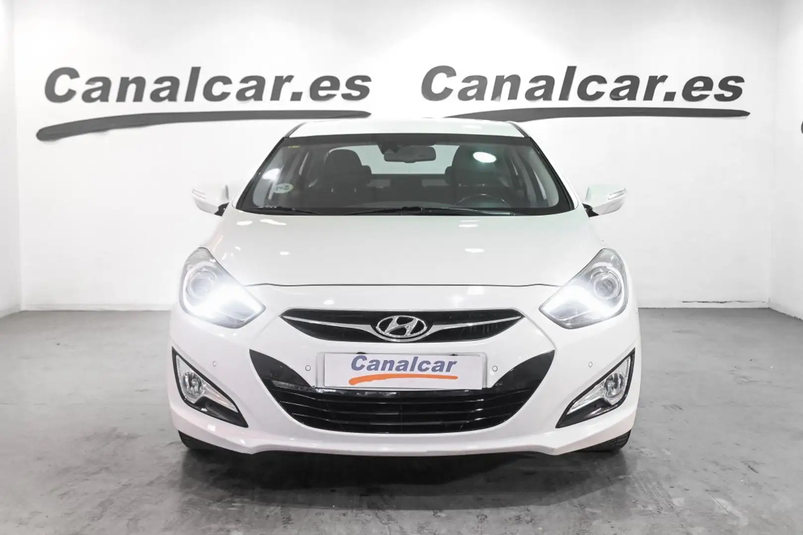 Hyundai i40 1.7CRDI GLS Tecno Aut. 136 Blanco - 2