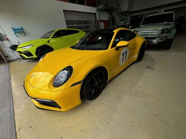 Imagine Porsche 911 /992 SPORTCHRONO*SPAGA*APPROVED*PANO*