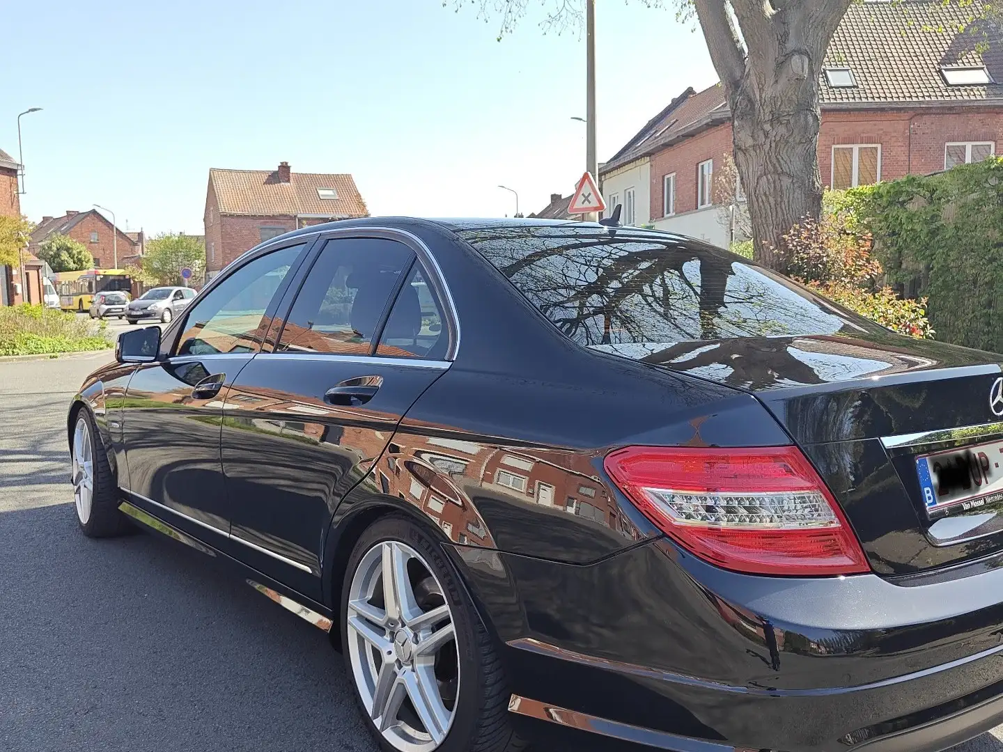 Mercedes-Benz C 200 CDI DPF Automatik BlueEFFICIENCY Avantgarde - 2