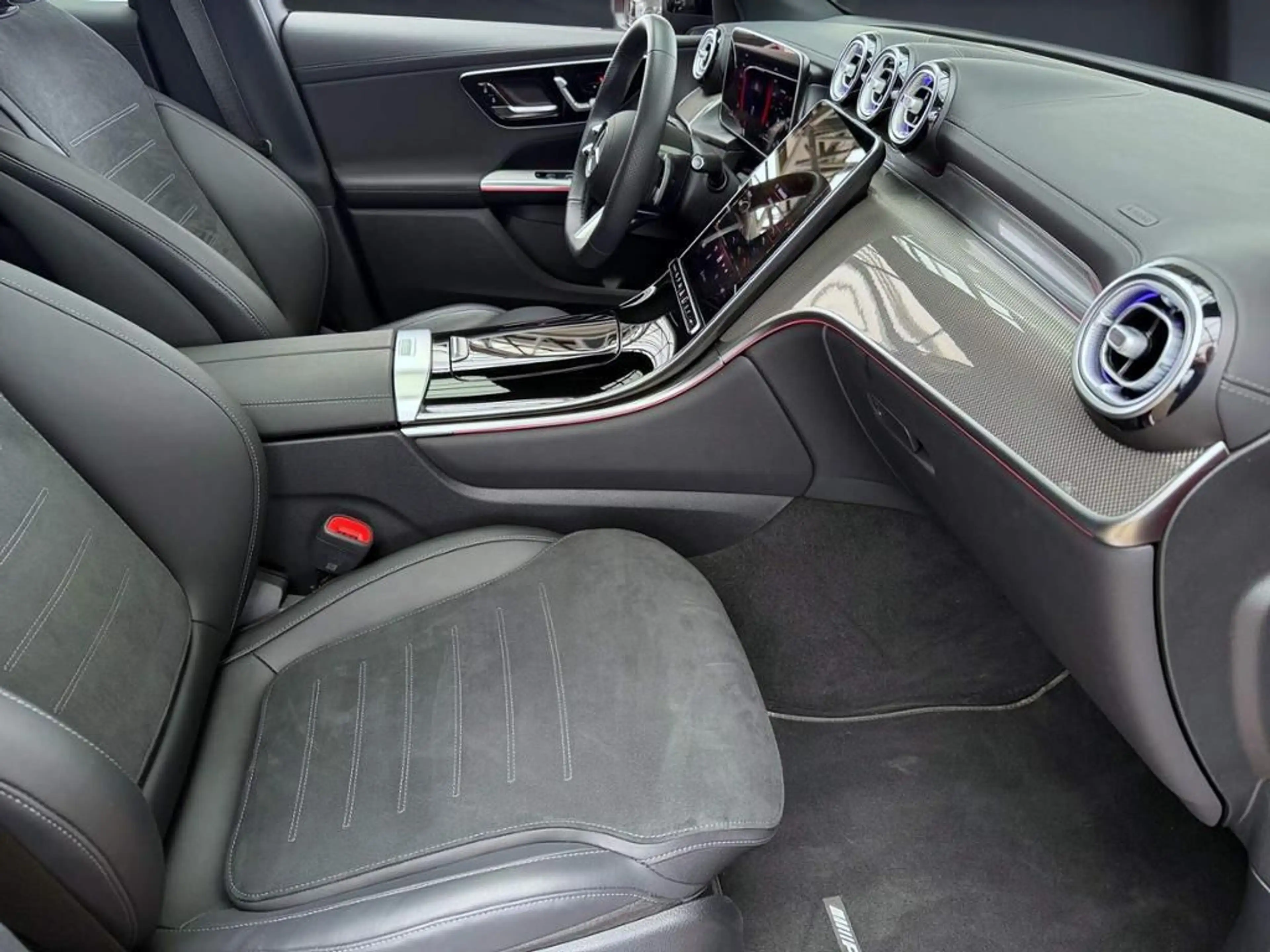 Mercedes-Benz GLC 300 e 4M Coupé AMG, Pano, AIRMATIC, Sound — photo 6