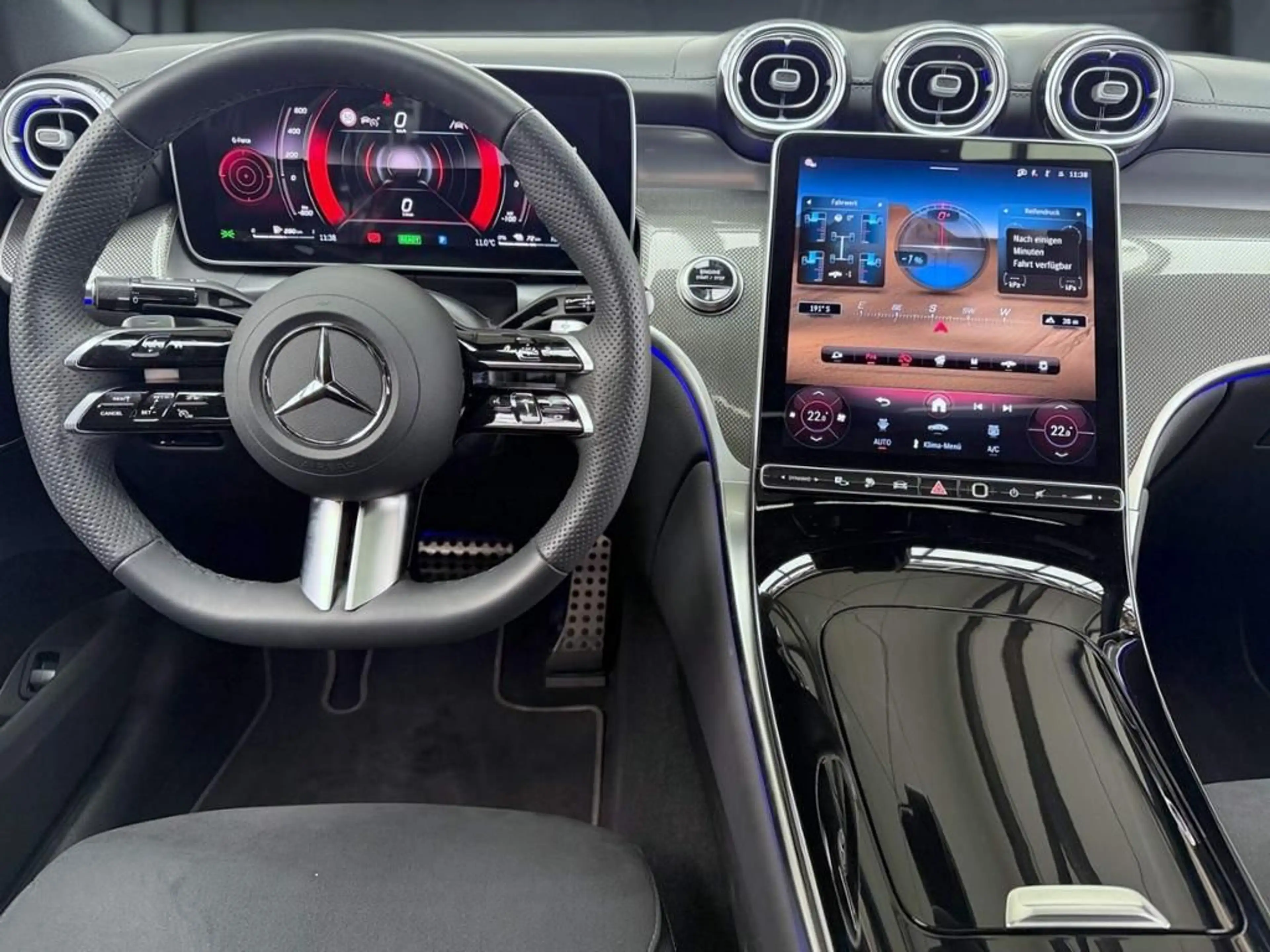 Mercedes-Benz GLC 300 e 4M Coupé AMG, Pano, AIRMATIC, Sound — photo 15