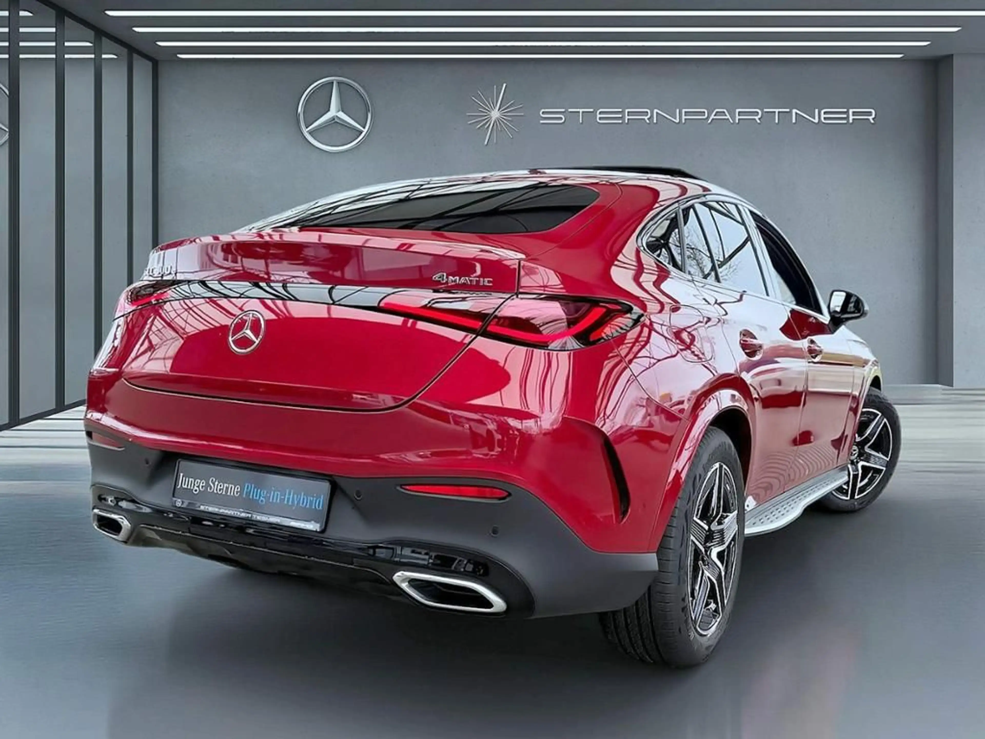 Mercedes-Benz GLC 300 e 4M Coupé AMG, Pano, AIRMATIC, Sound — photo 3