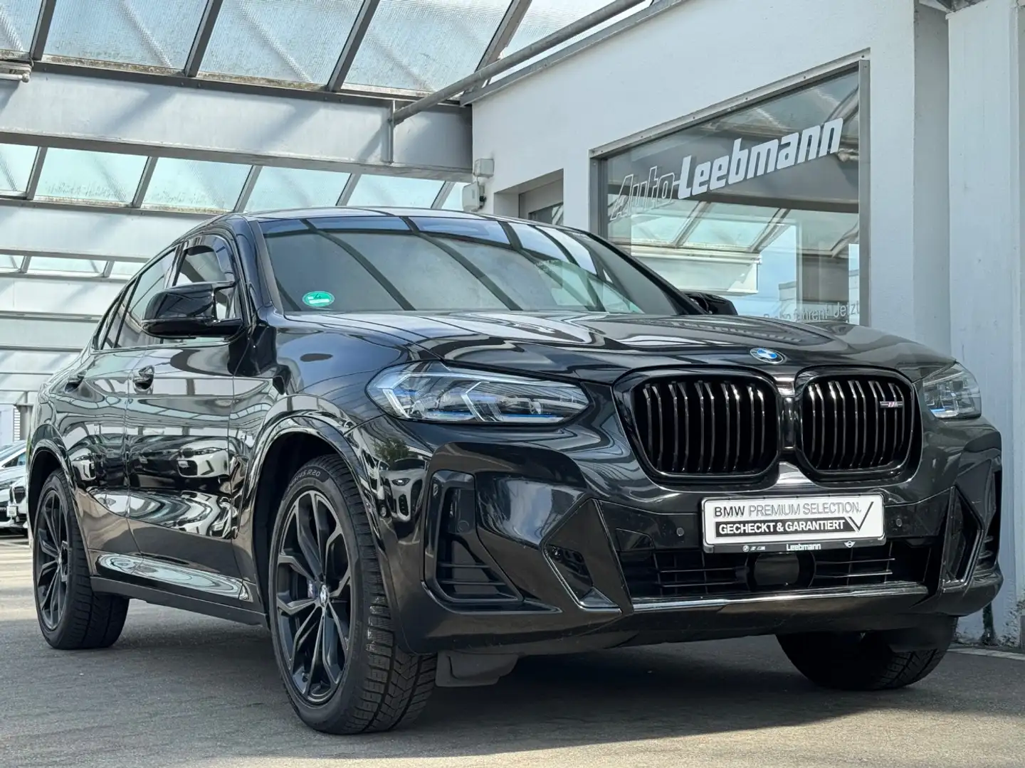BMW X4 M 40d AHK/StHz/M-SportSitz 2 JAHRE GARANTIE Black - 1