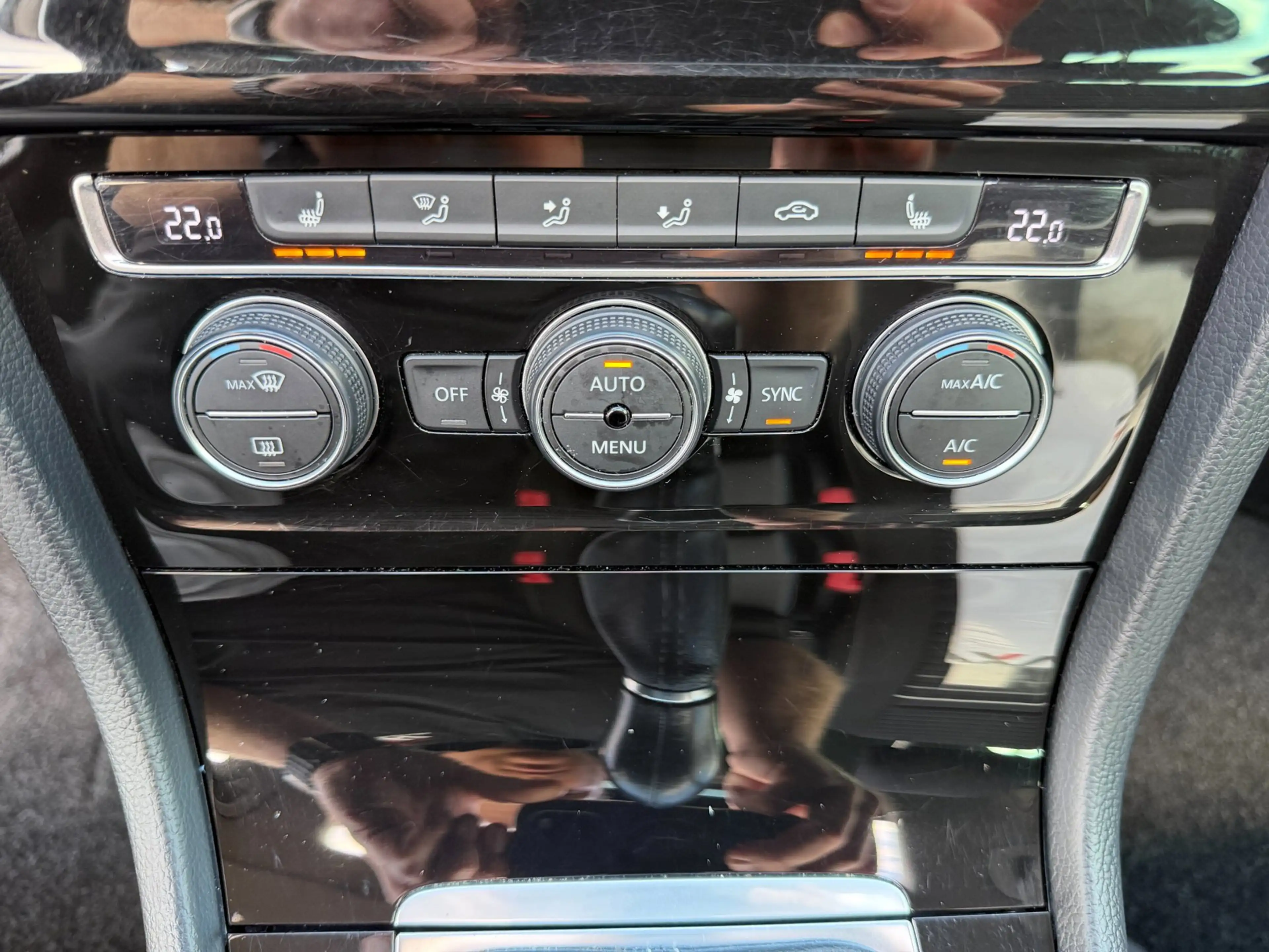Volkswagen Golf 1.4 TSI Xenon Led I Pano I ACC I Blind spot I Navi — photo 18