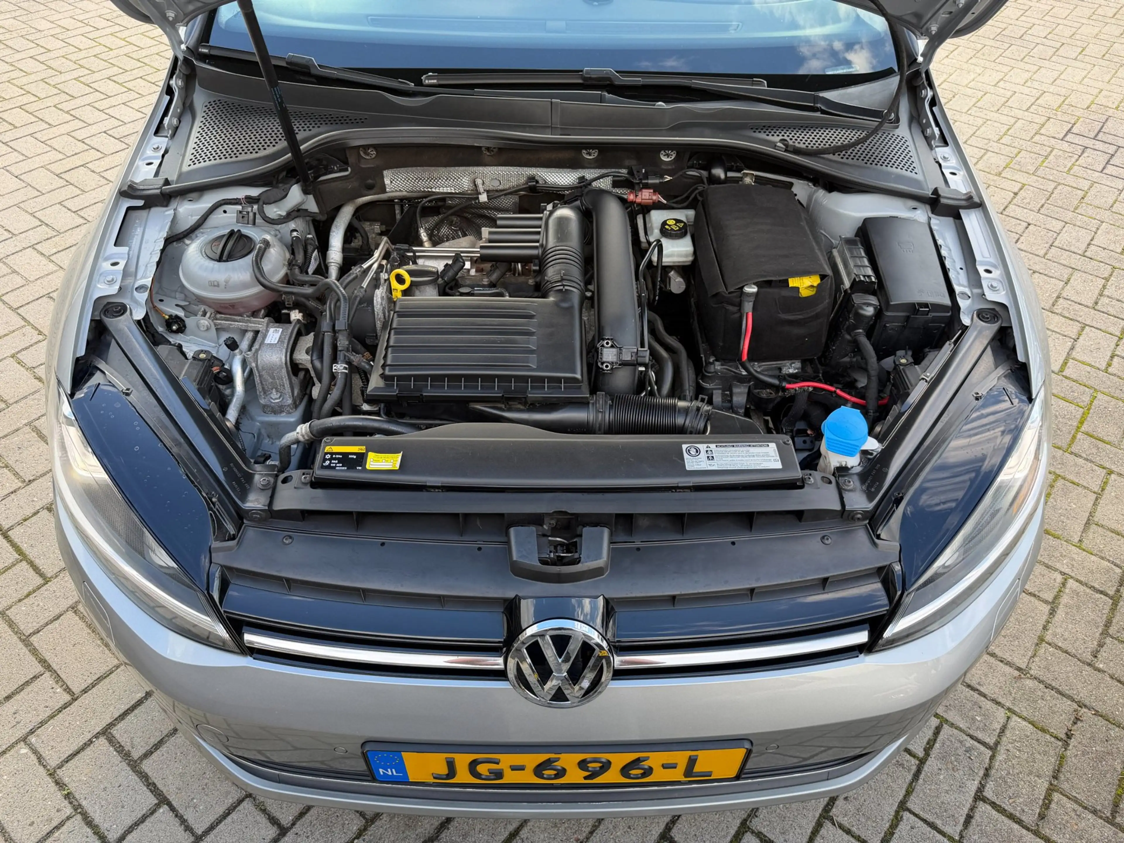 Volkswagen Golf 1.4 TSI Xenon Led I Pano I ACC I Blind spot I Navi — photo 24