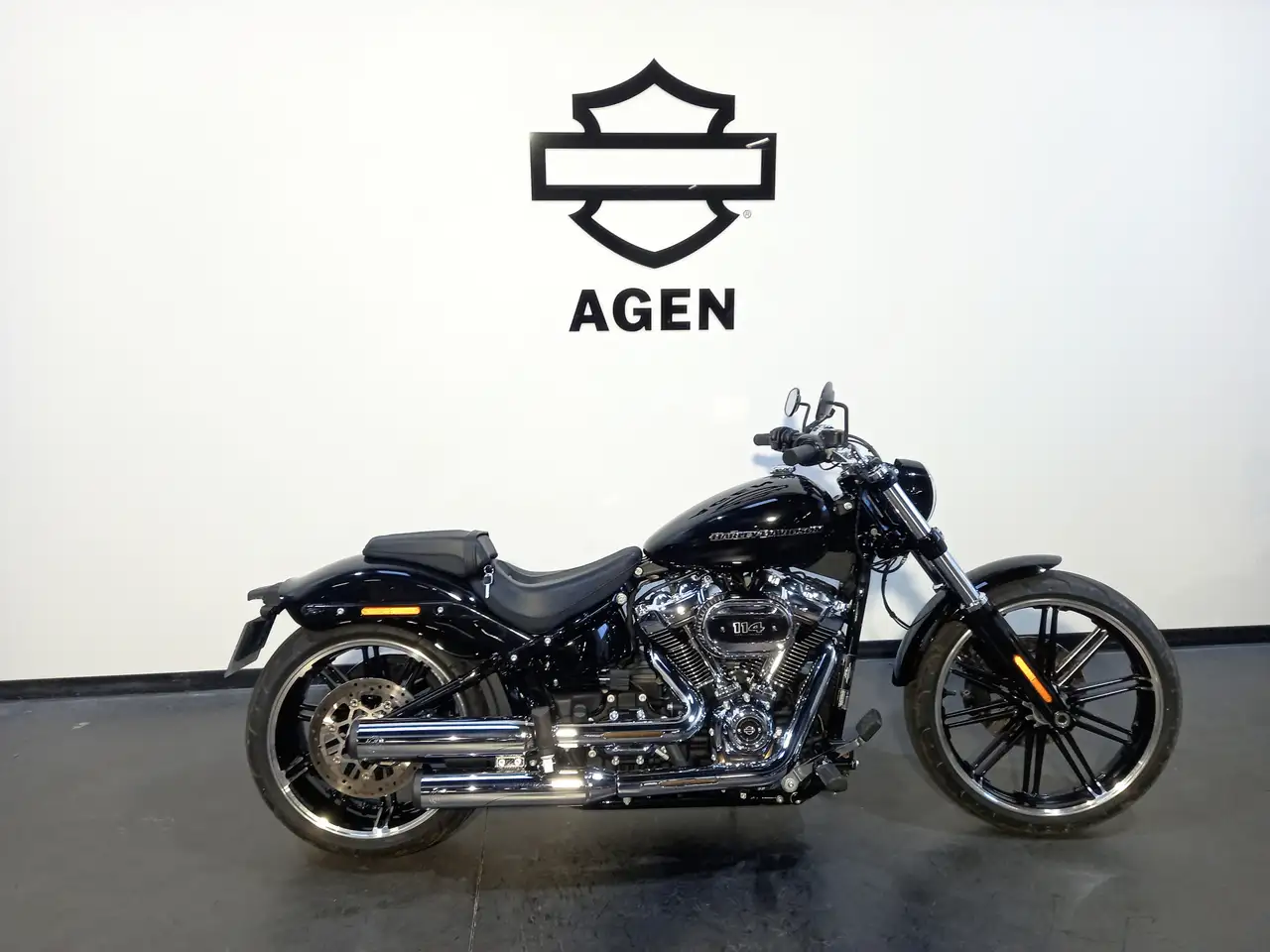 Harley-Davidson Breakout