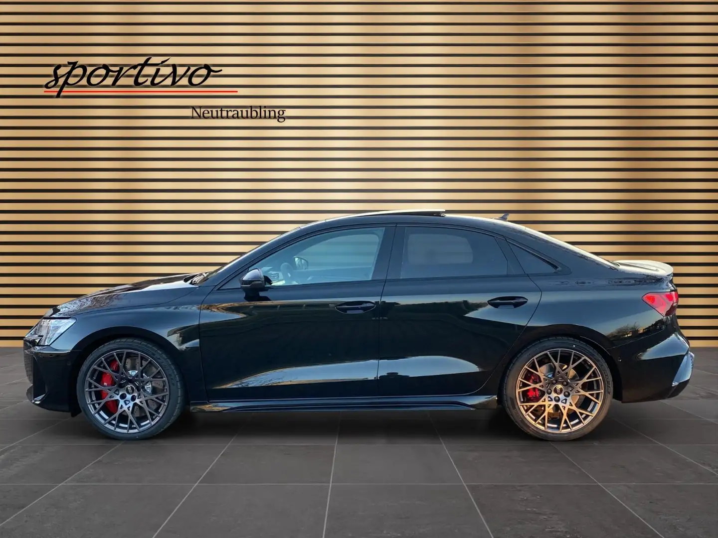 Audi RS3 Lim./Schalensitze/RS-AGA/Pano/HUD/NP:86k! Zwart - 2