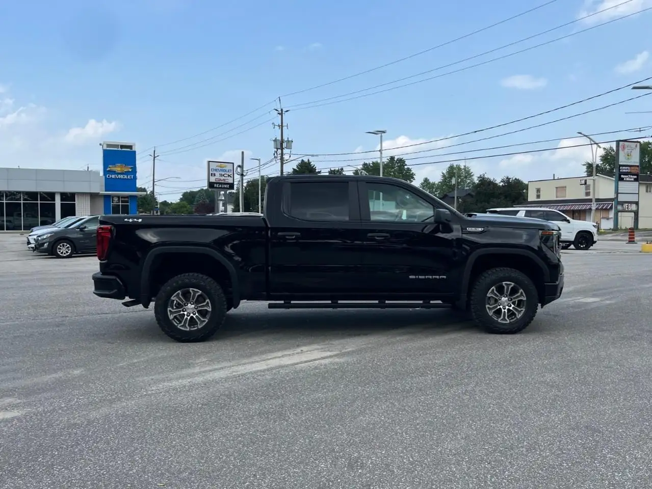 GMC Sierra 1500 photo GMC Sierra 1500