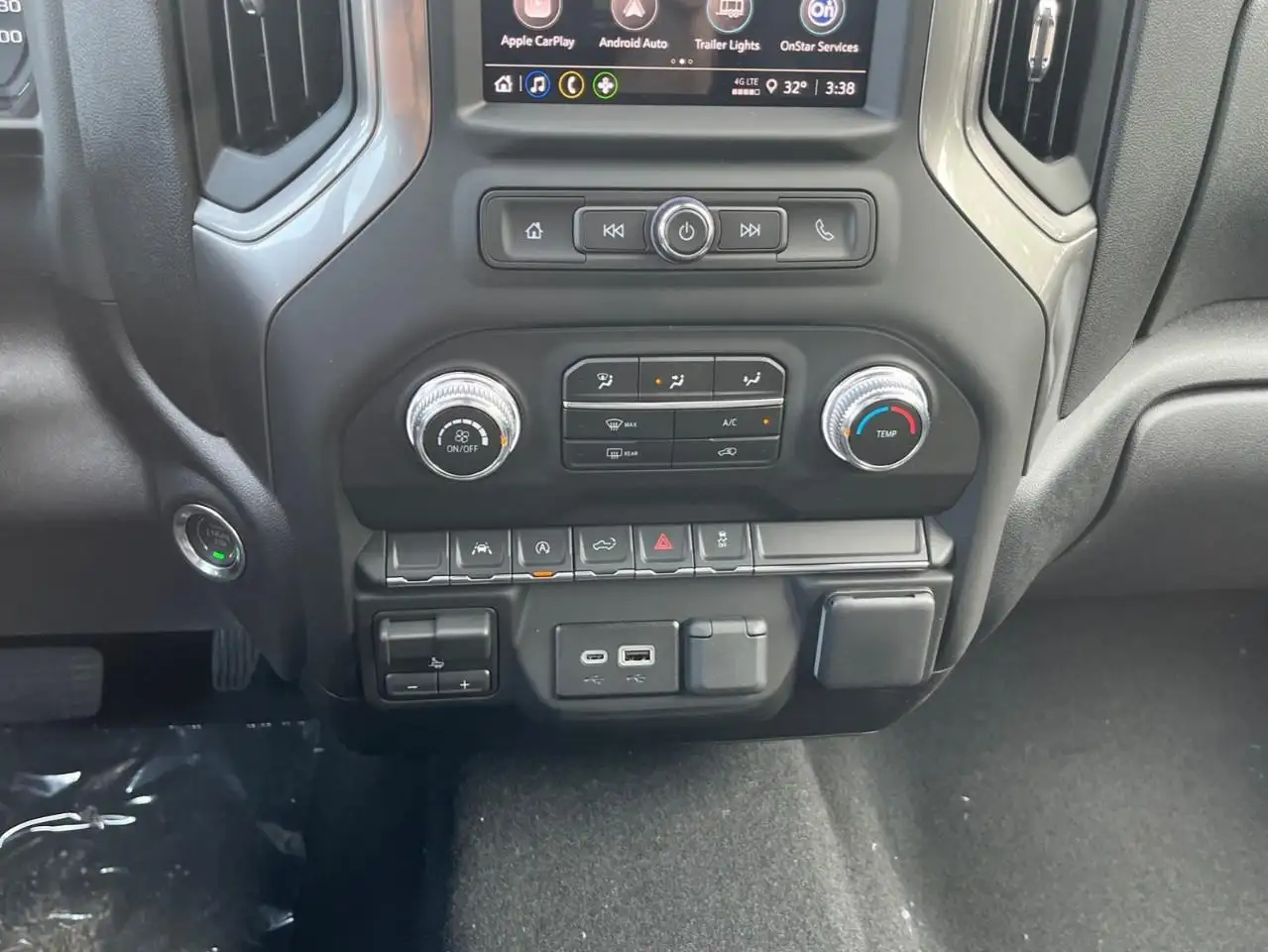 GMC Sierra 1500 photo GMC Sierra 1500