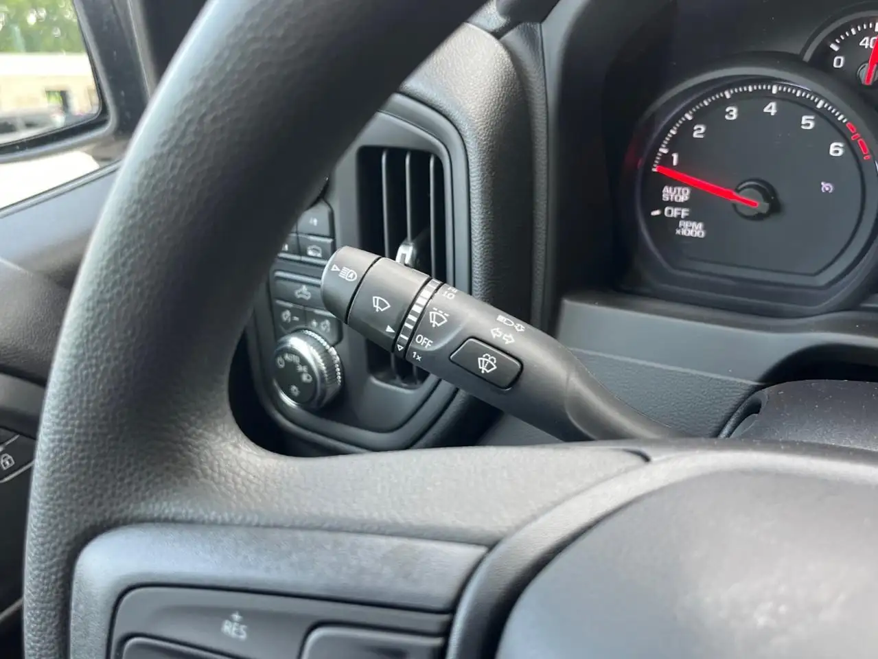 GMC Sierra 1500 photo GMC Sierra 1500