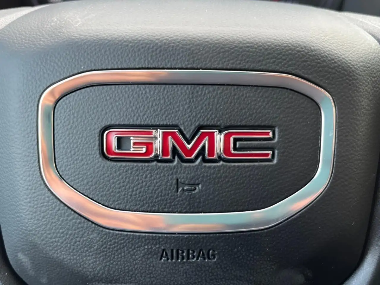 GMC Sierra 1500 photo GMC Sierra 1500