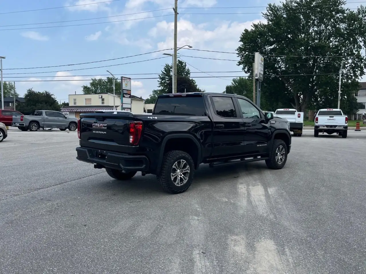 GMC Sierra 1500 photo GMC Sierra 1500