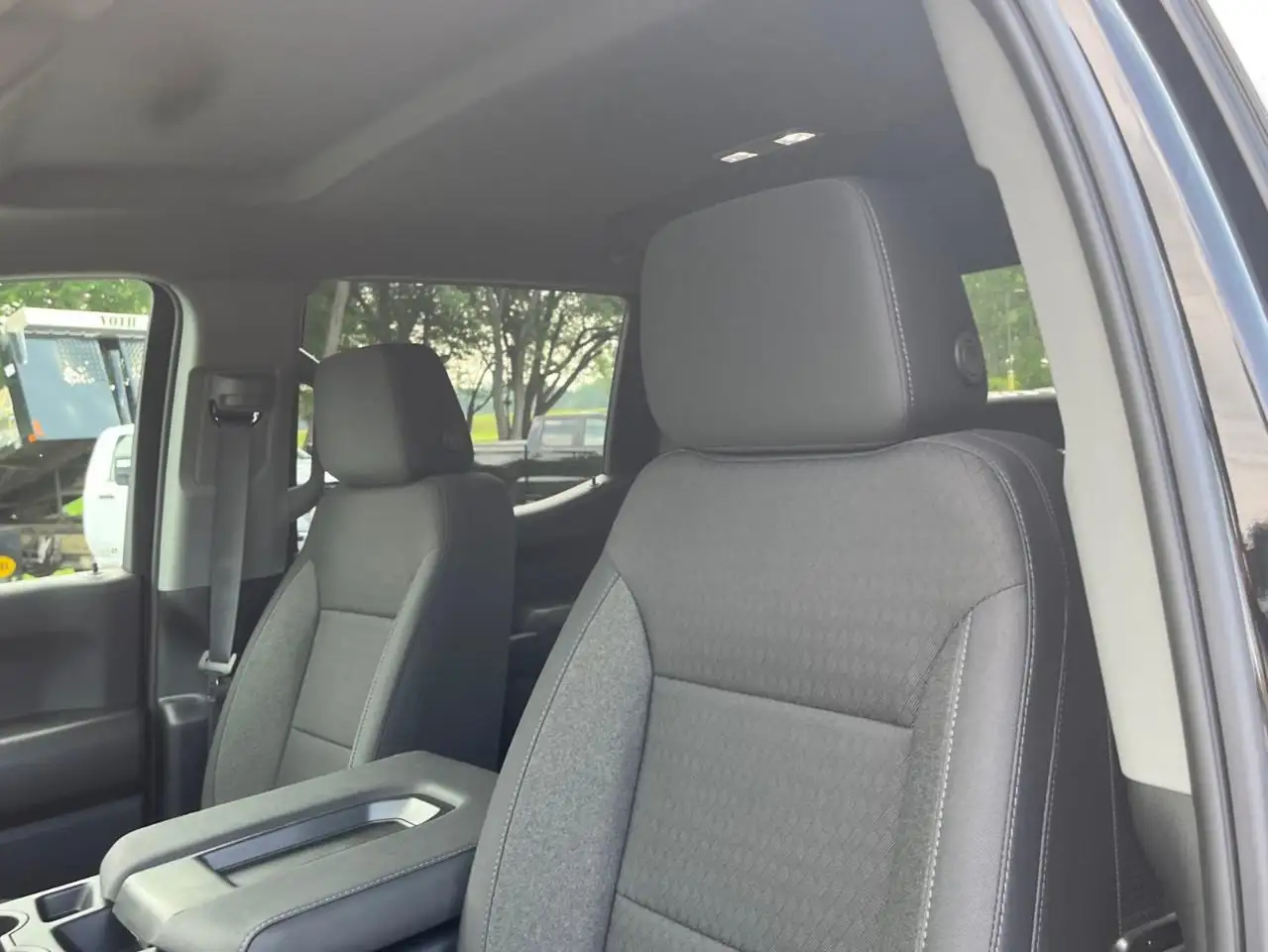 GMC Sierra 1500 photo GMC Sierra 1500