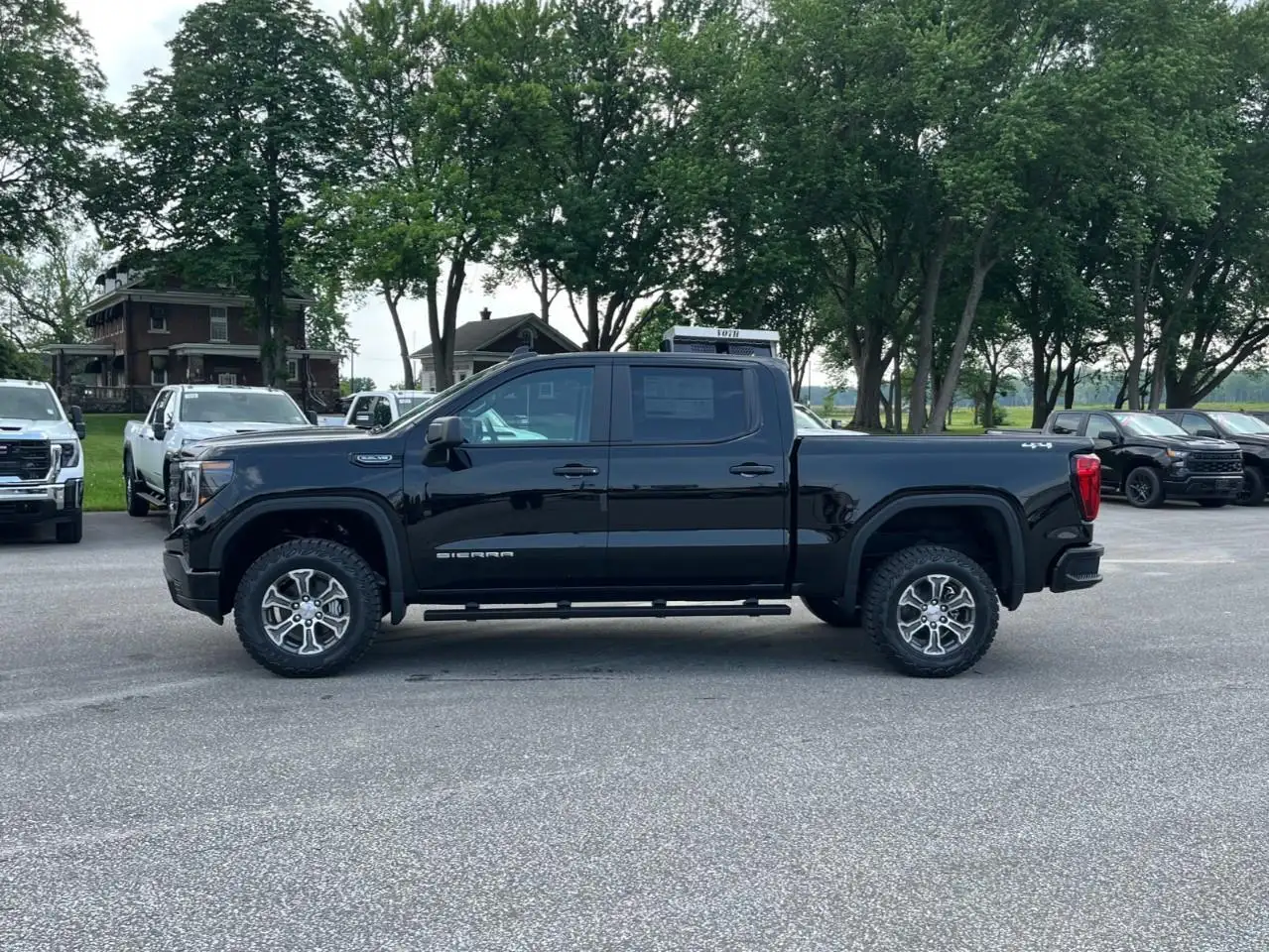 GMC Sierra 1500 photo GMC Sierra 1500