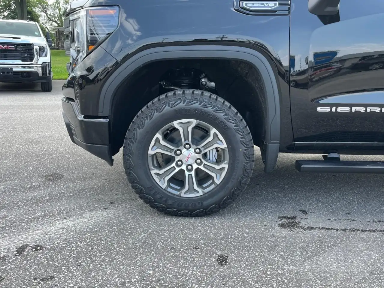 GMC Sierra 1500 photo GMC Sierra 1500