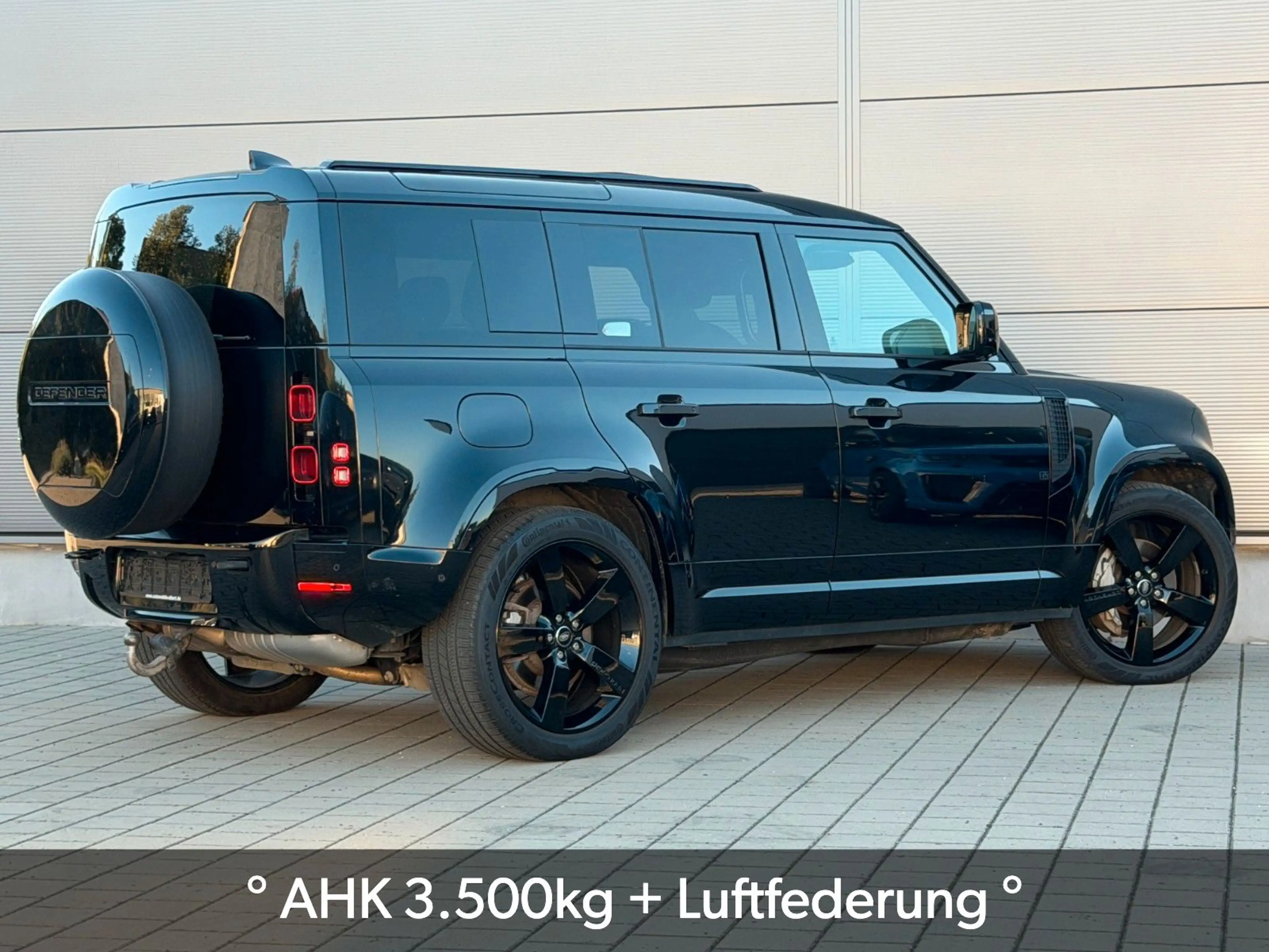 Land Rover Defender 110 D300*HSE*X-Dynamic*Pano*AHK*HUD* — photo 14