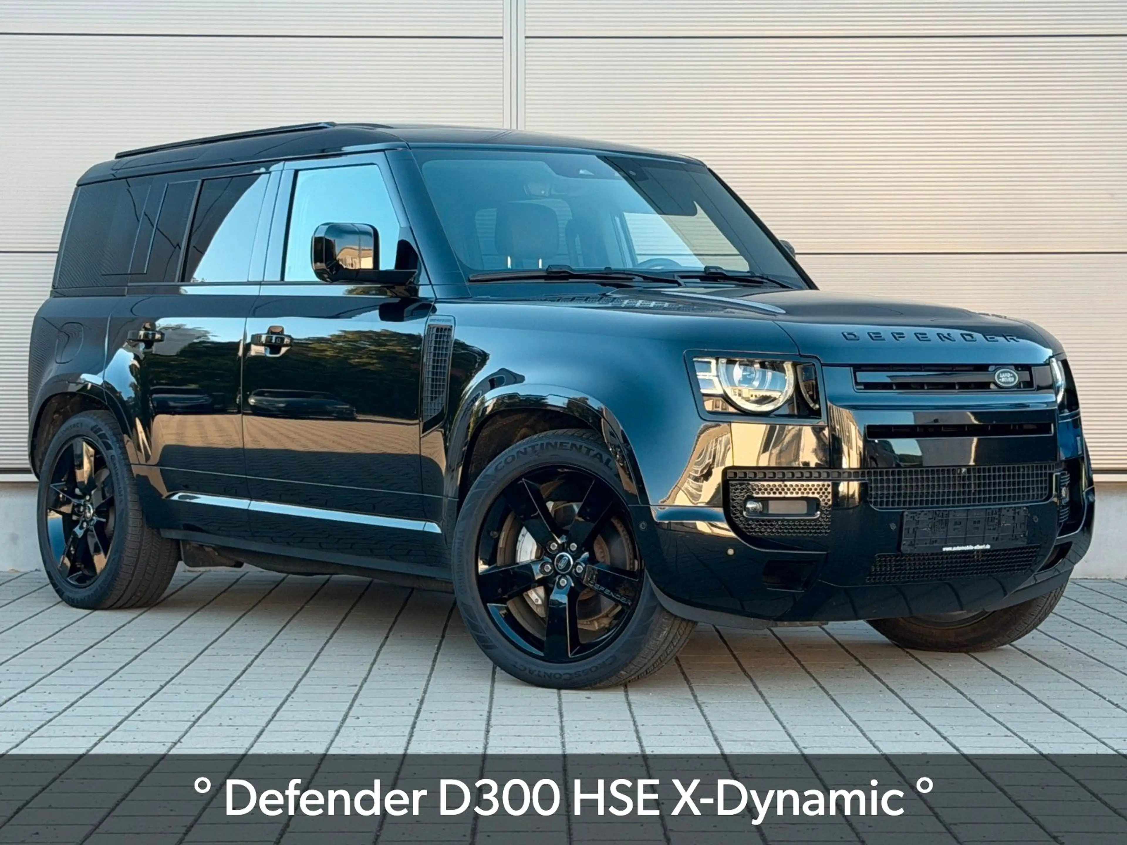 Land Rover Defender 110 D300*HSE*X-Dynamic*Pano*AHK*HUD*