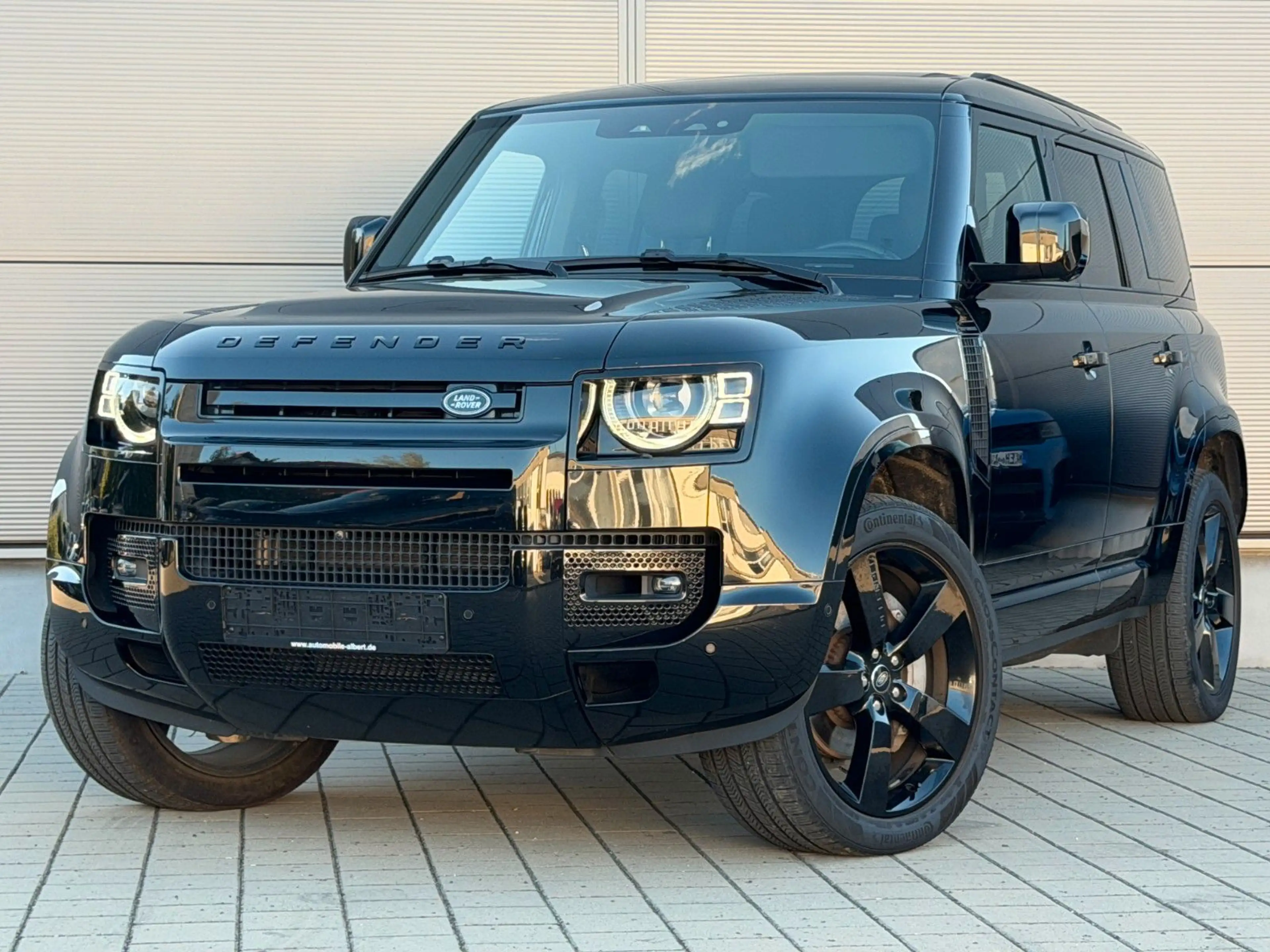 Land Rover Defender 110 D300*HSE*X-Dynamic*Pano*AHK*HUD* — photo 5
