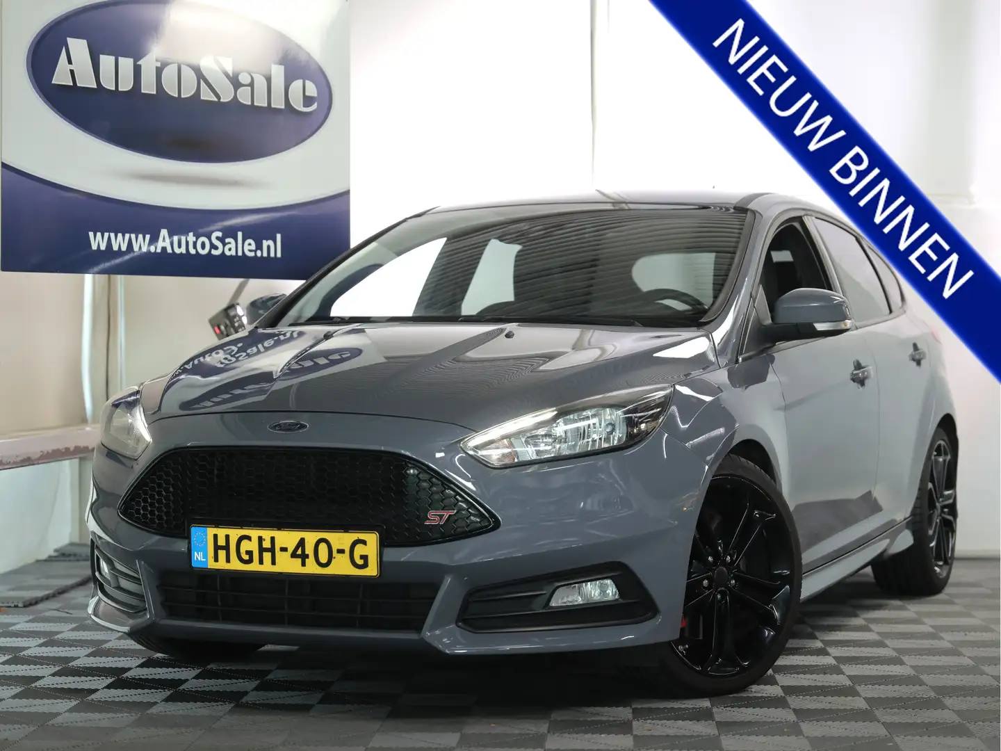 Ford Focus 2.0 ST 250pk RECARO NAV BT STUUR/STOELVW CRUISE CA Gris - 1